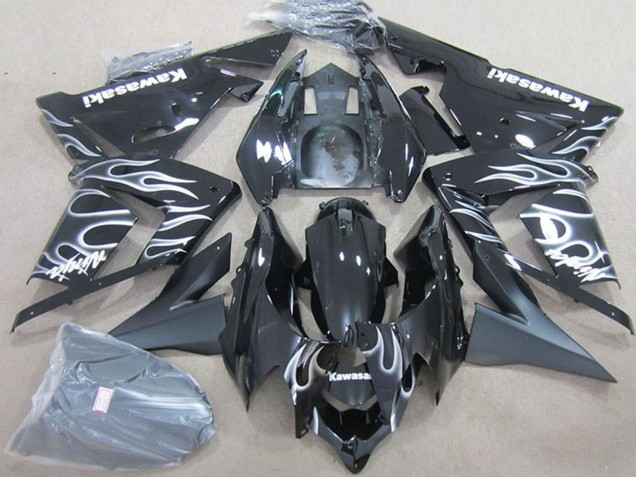 Kawasaki ZX10R Motorrad Verkleidung 2004-2005 - Schwarz mit Weisser Flamme